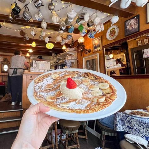 versace pannenkoek moak|5 Best Dutch Pancakes in Amsterdam in 2024 .